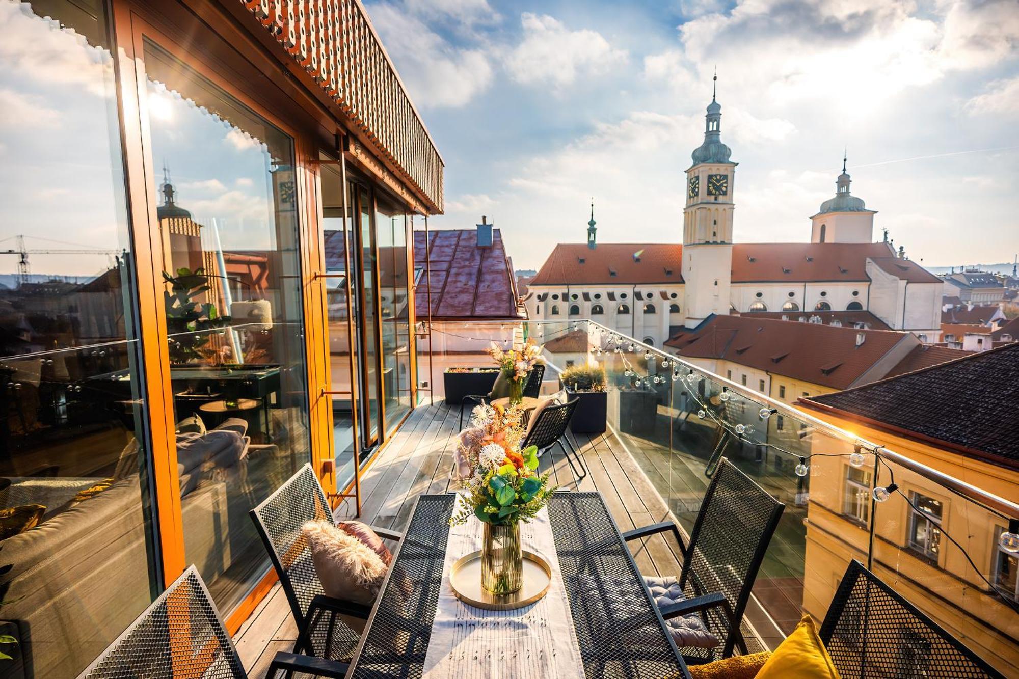 Billionaires Boutique & Premium Suites, Old Town Apartment Prag